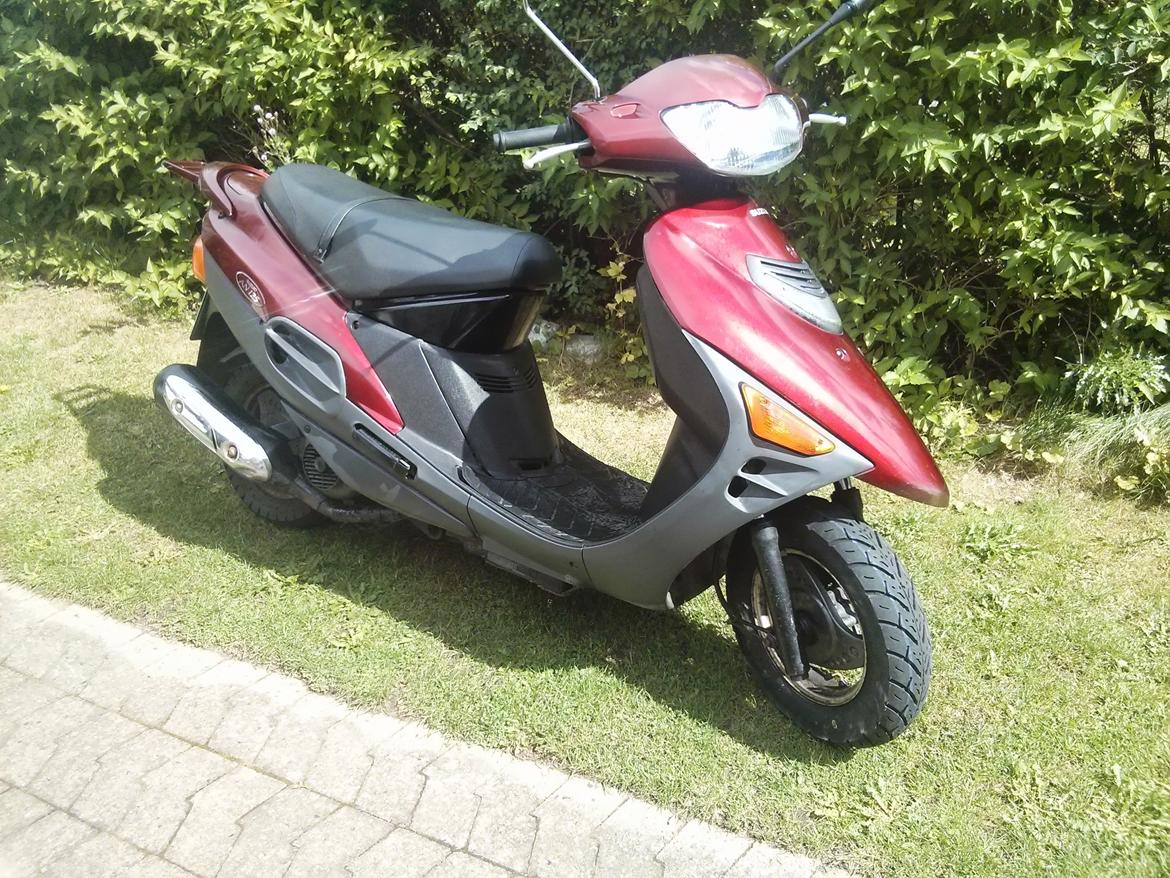 Suzuki AN 125 billede 18