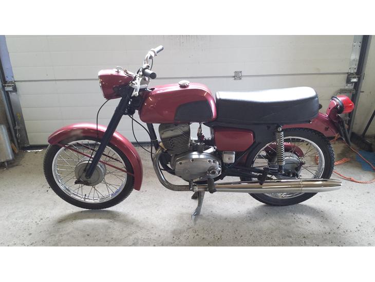 CZ 175 Sport billede 1