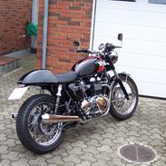 Triumph bonneville T100