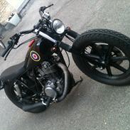 Yamaha SR500