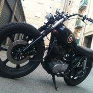 Yamaha SR500