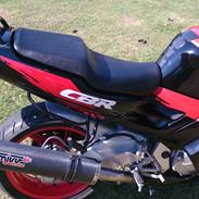 Honda CPR 600 F2