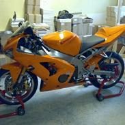 Kawasaki ZX6R