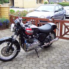 Triumph bonneville T100
