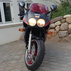 Yamaha FZR 1000 EXUP