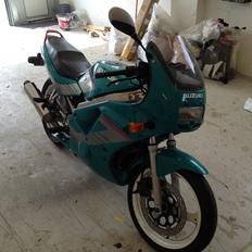 Suzuki GS500E
