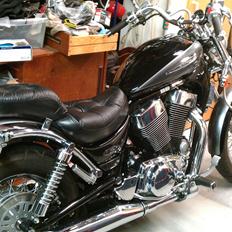 Suzuki Intruder 1400 vs  ( VX 51 L )