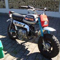 Honda Mini Trail