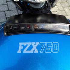 Yamaha FZX 750 FAZER