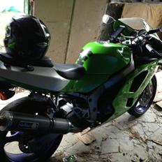 Kawasaki ZX6R ninja