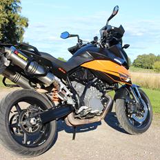 KTM 990 SMT