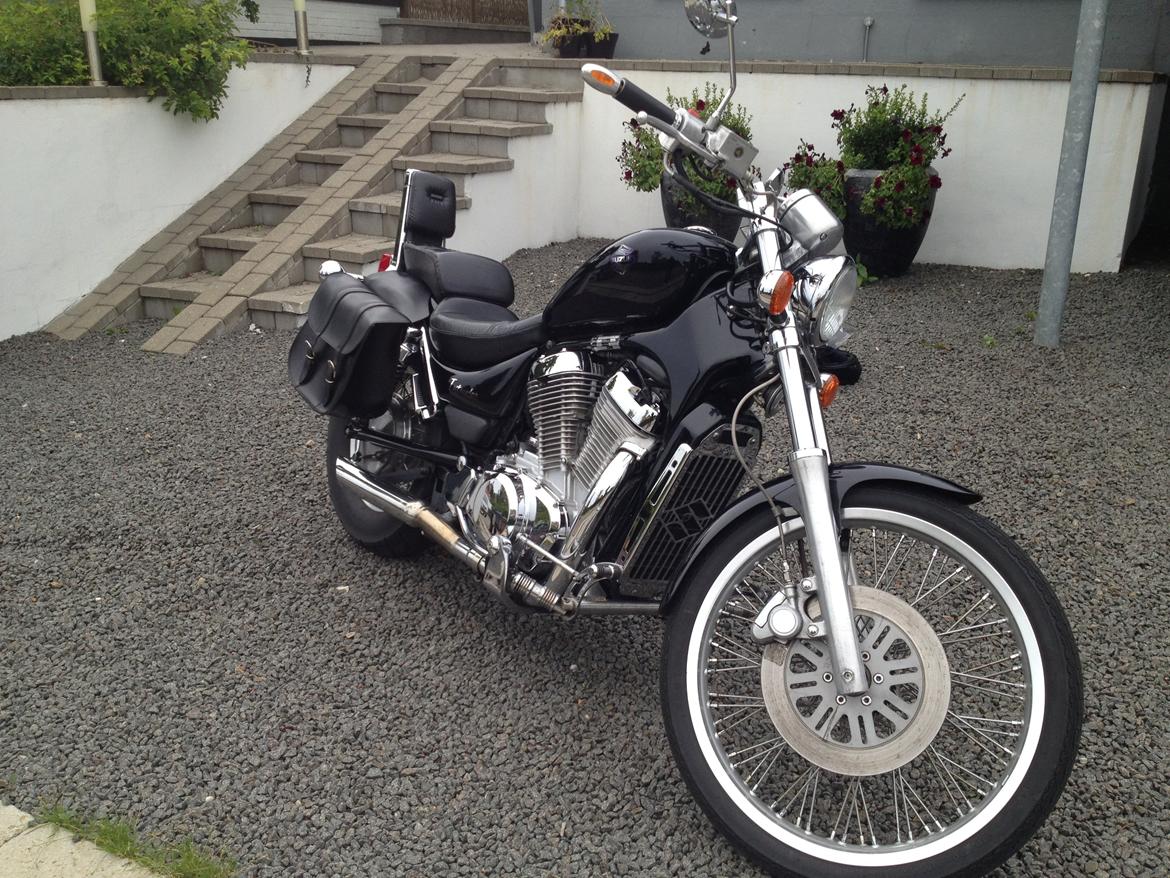 Suzuki Intruder billede 4