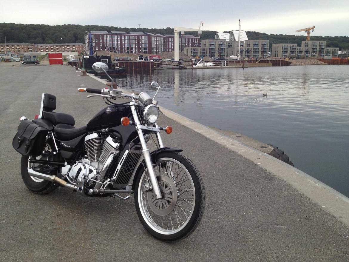 Suzuki Intruder billede 6