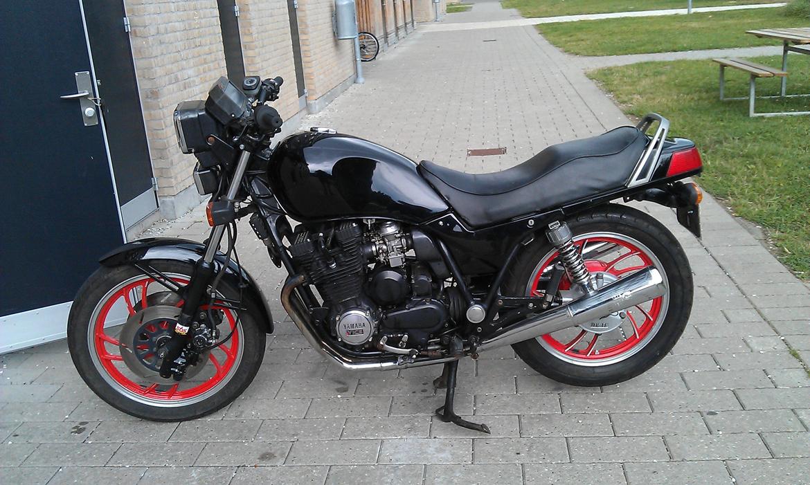 Yamaha xj 750 seca billede 1