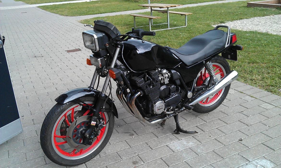 Yamaha xj 750 seca billede 2