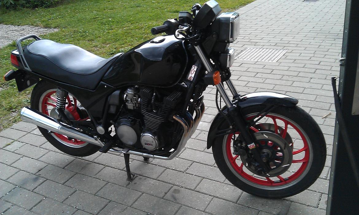 Yamaha xj 750 seca billede 3