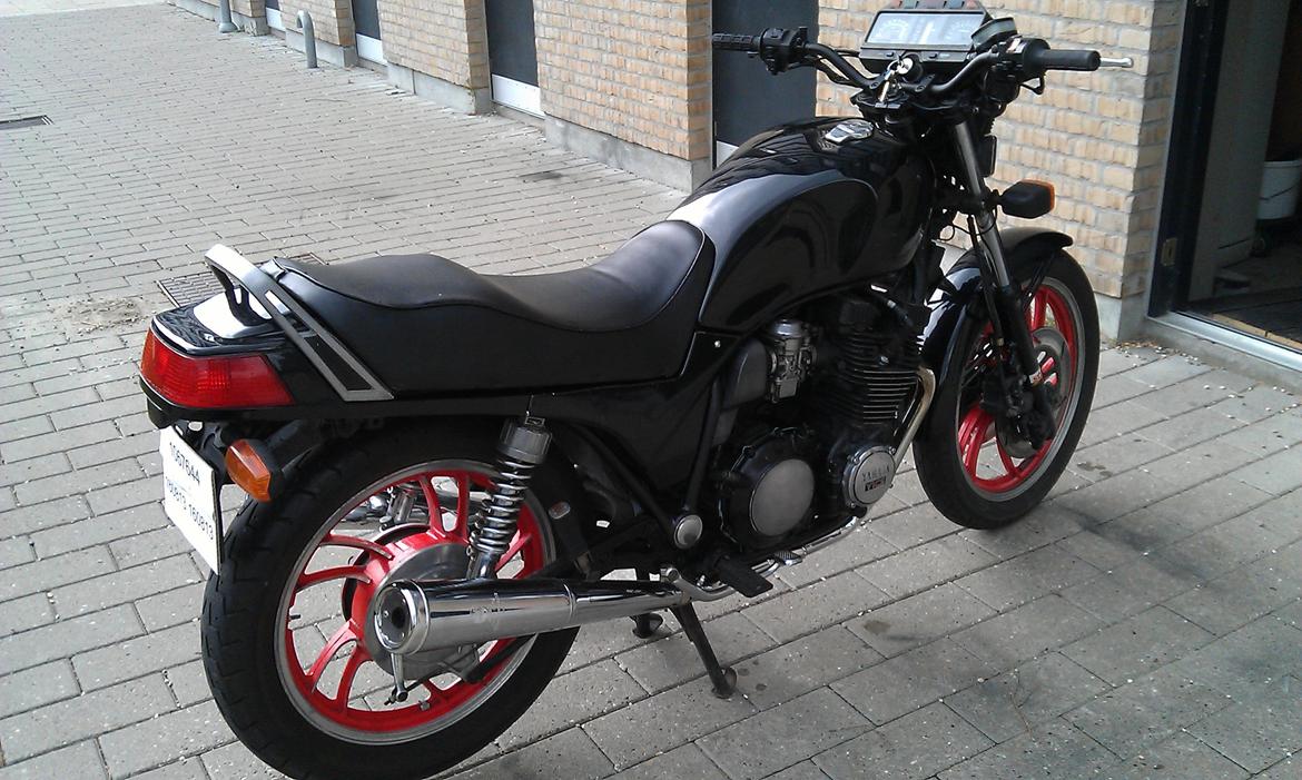 Yamaha xj 750 seca billede 5