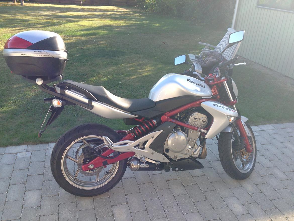 Kawasaki ER-6N - Fuldt udstyret med frontkåbe og baggageboks billede 21