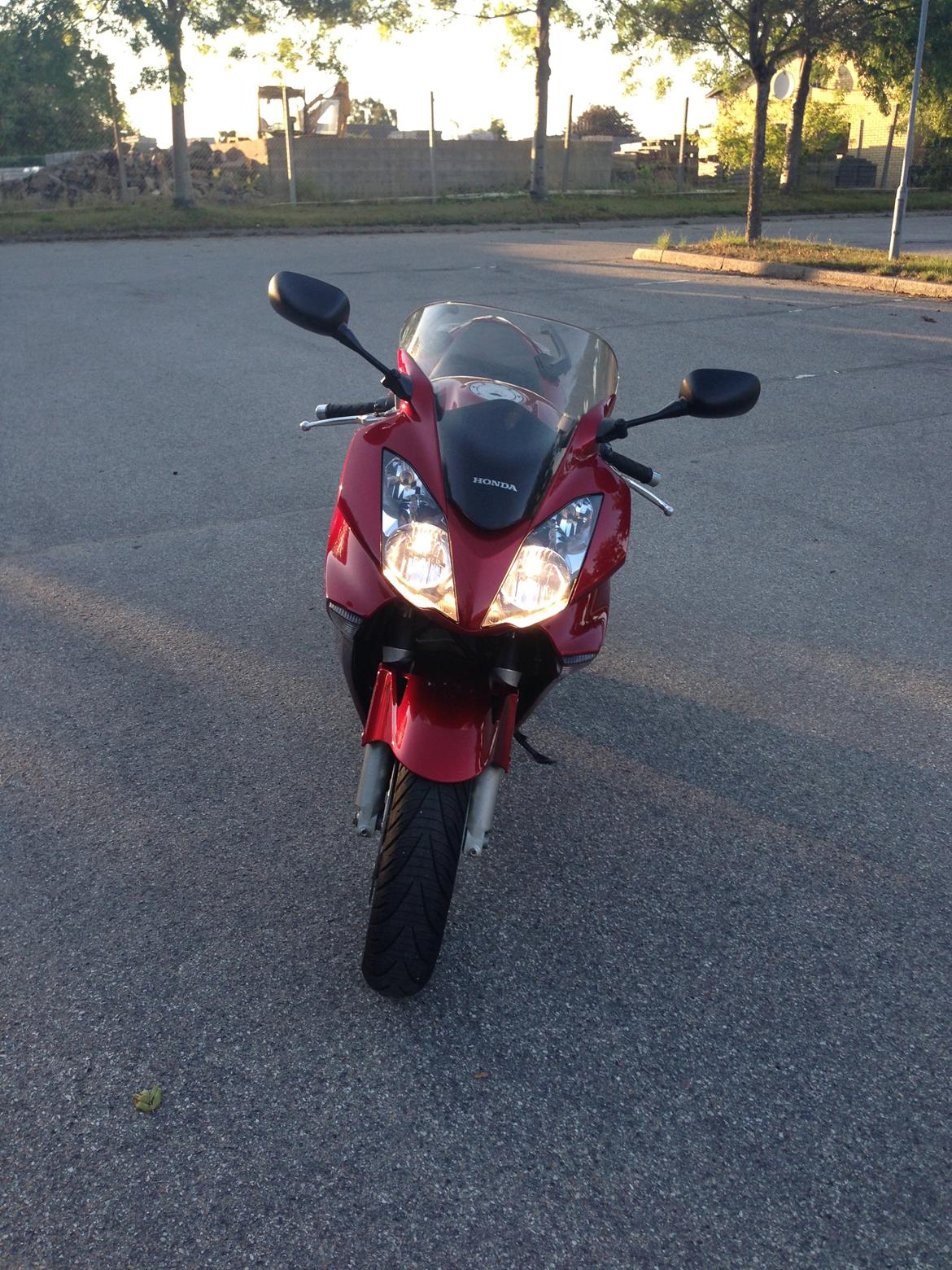 Honda VFR 800A billede 11