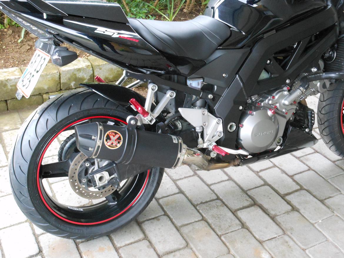 Suzuki SV 1000NK7 billede 4