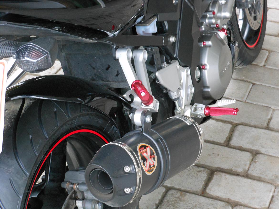 Suzuki SV 1000NK7 billede 18