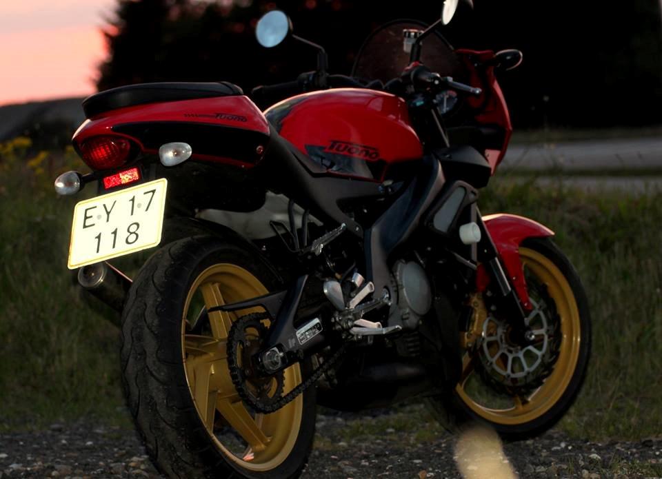 Aprilia RS125 Tuono billede 1