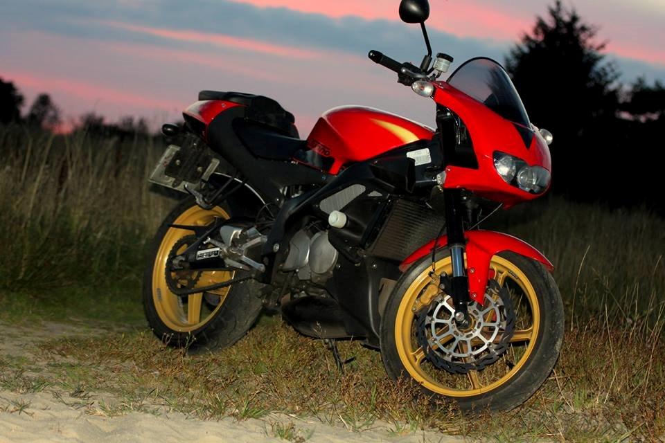 aprilia rs 125 tuono