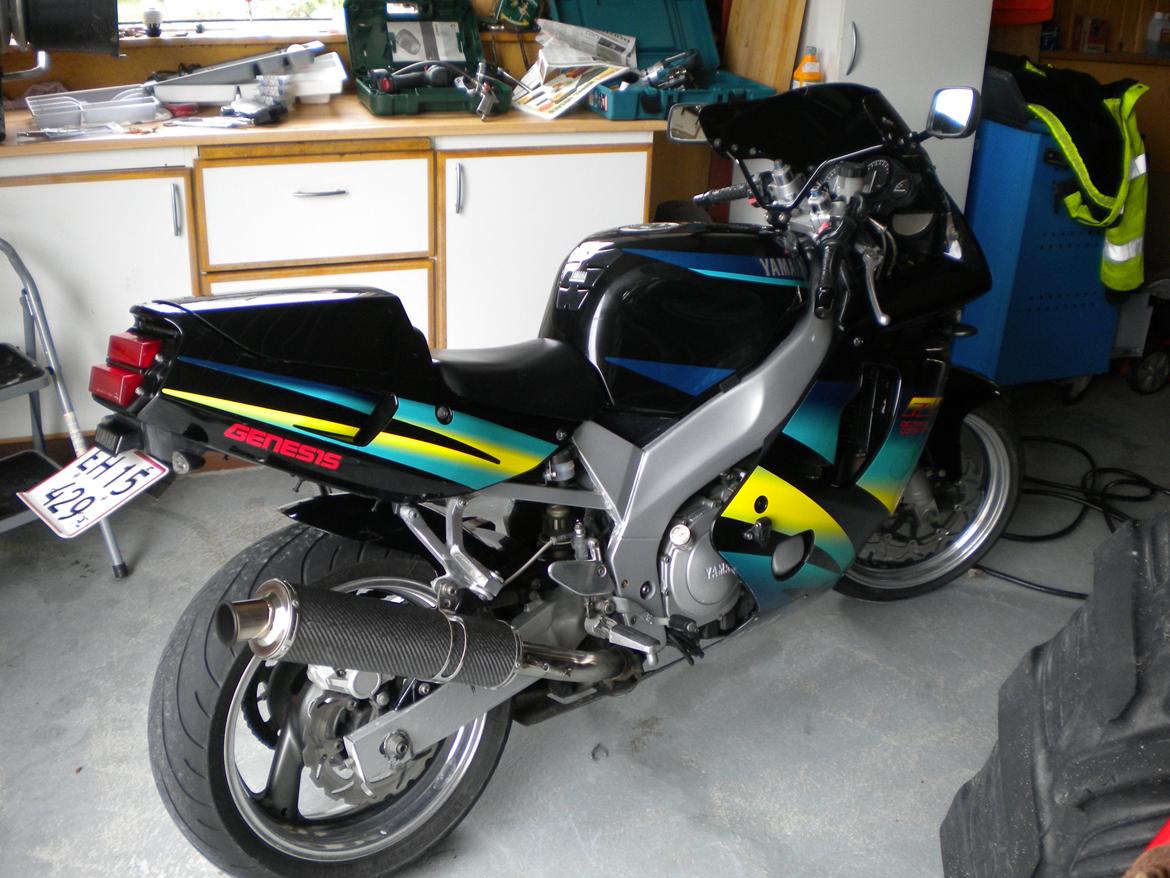 Yamaha FZR 600R billede 2