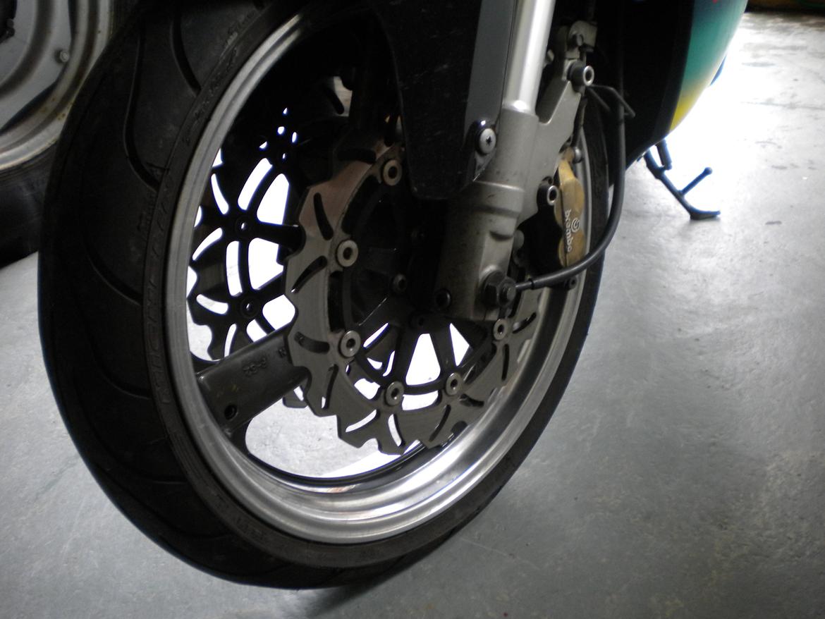 Yamaha FZR 600R billede 6