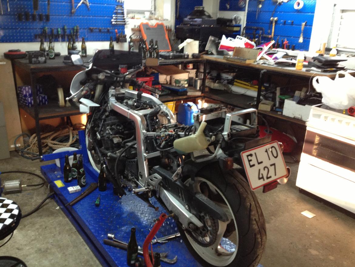 Suzuki gsxr 400 ( RF 600 ) billede 12