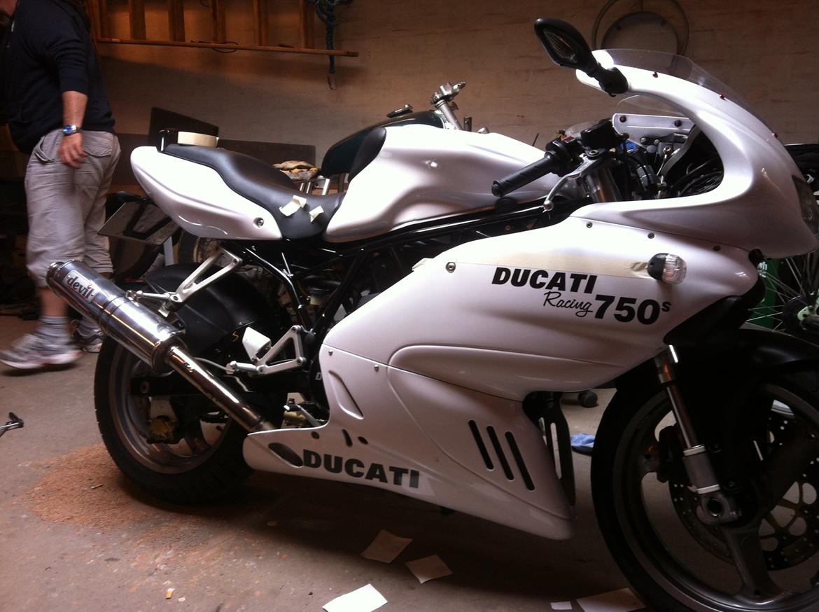 Ducati 750 sport billede 1