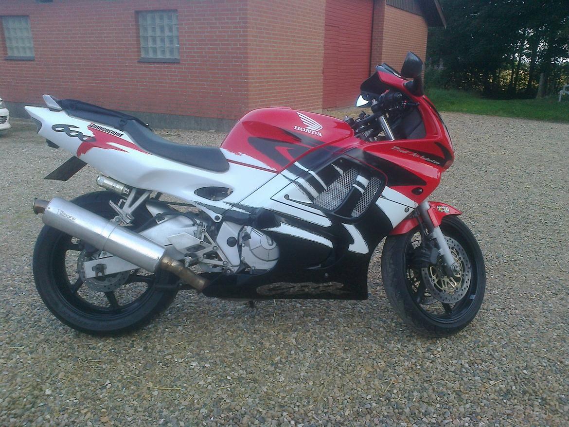 Honda CBR 600 F3 billede 4