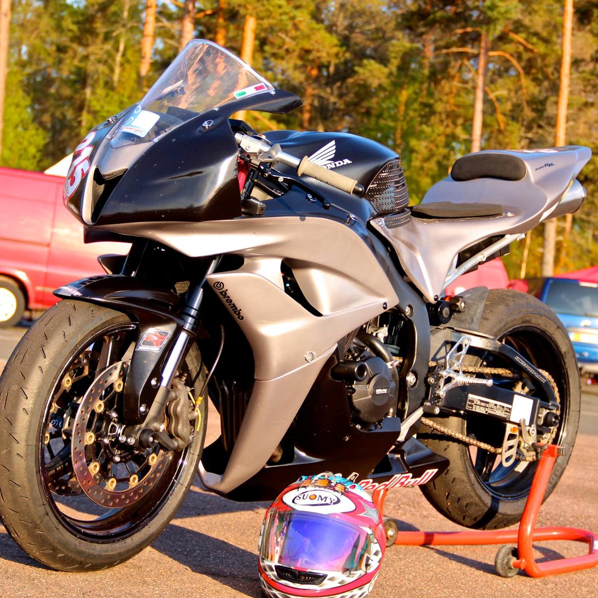 Honda CBR 600 RR -Racebike billede 3
