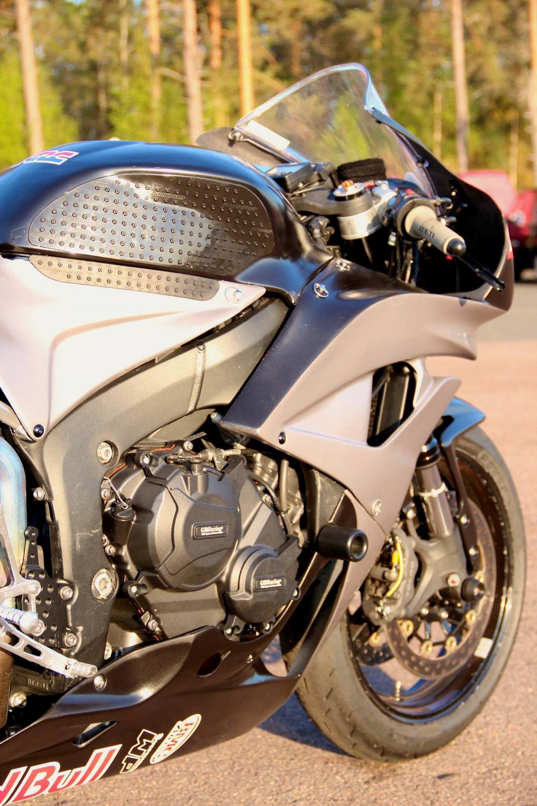Honda CBR 600 RR -Racebike billede 10