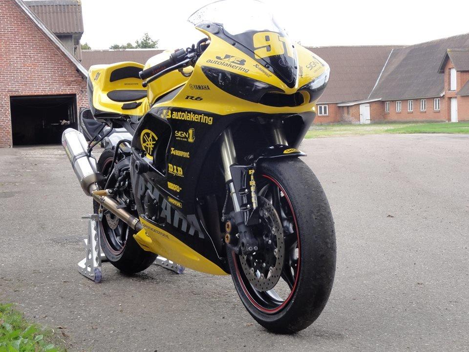 Yamaha R6 BANERACER [SOLGT] billede 3