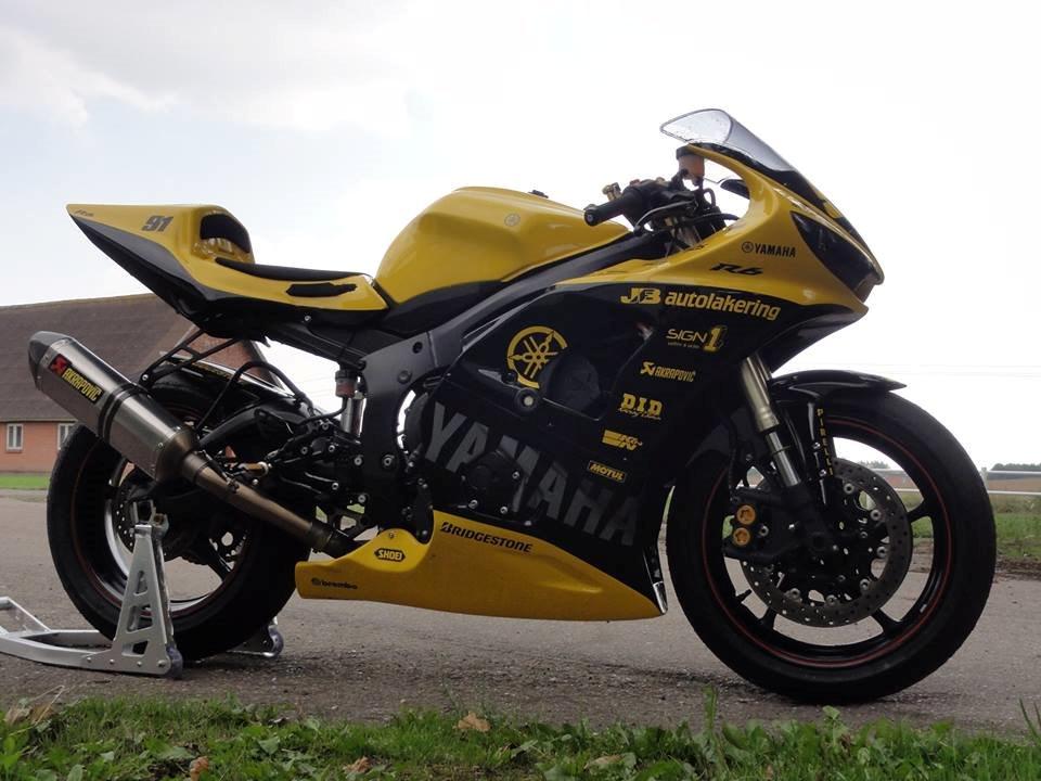 Yamaha R6 BANERACER [SOLGT] billede 1