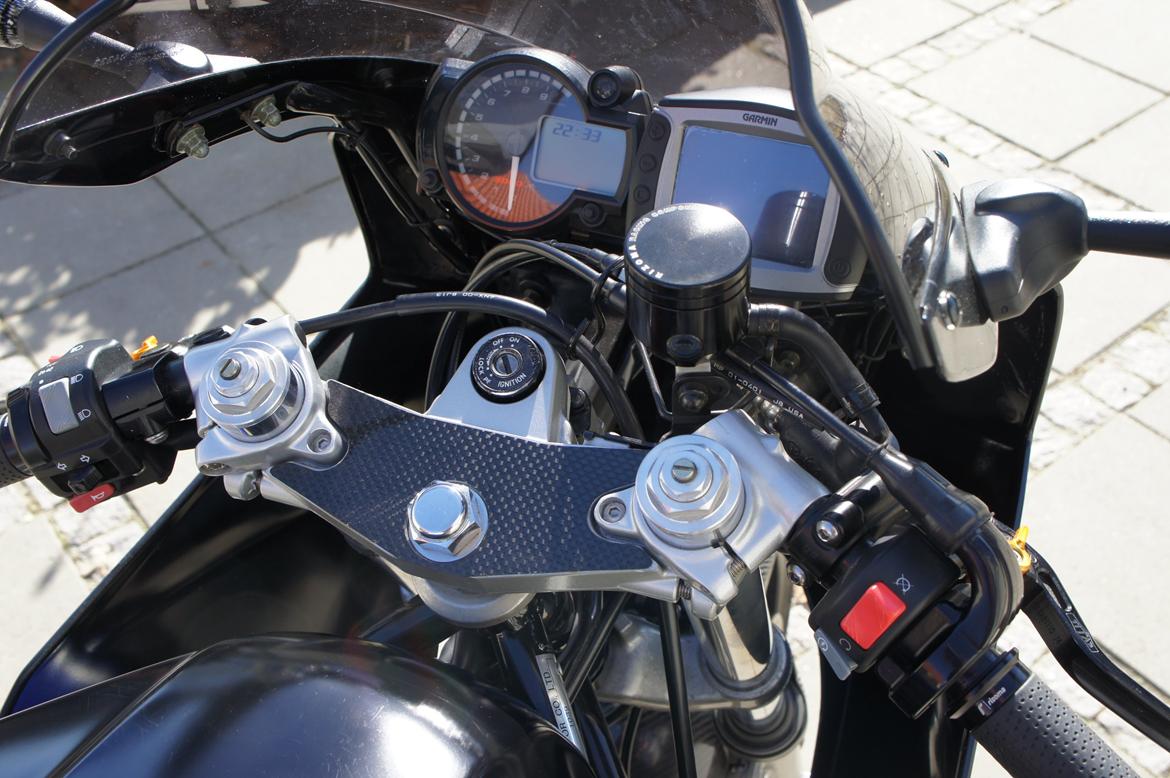 Yamaha TRX 850 billede 6