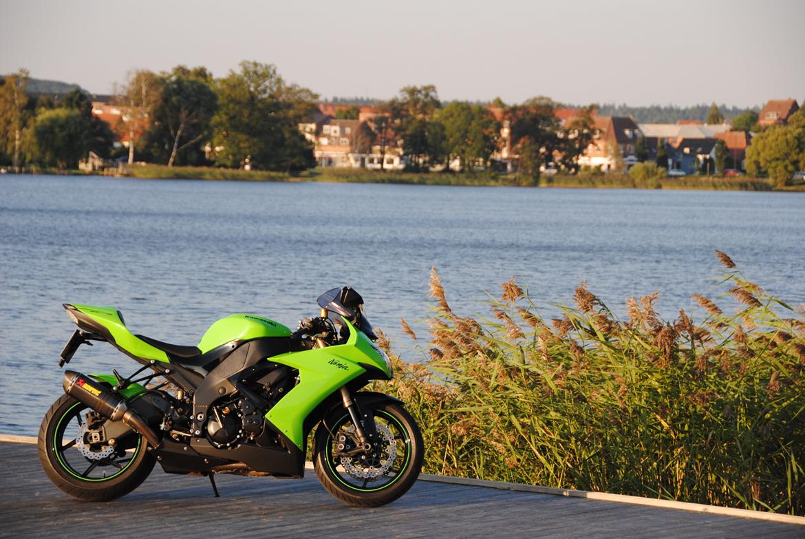 Kawasaki ZX-10R *Solgt* billede 9