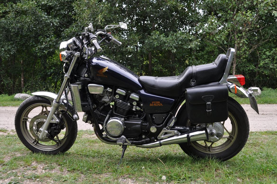 Honda VF 750 MAGNA billede 14