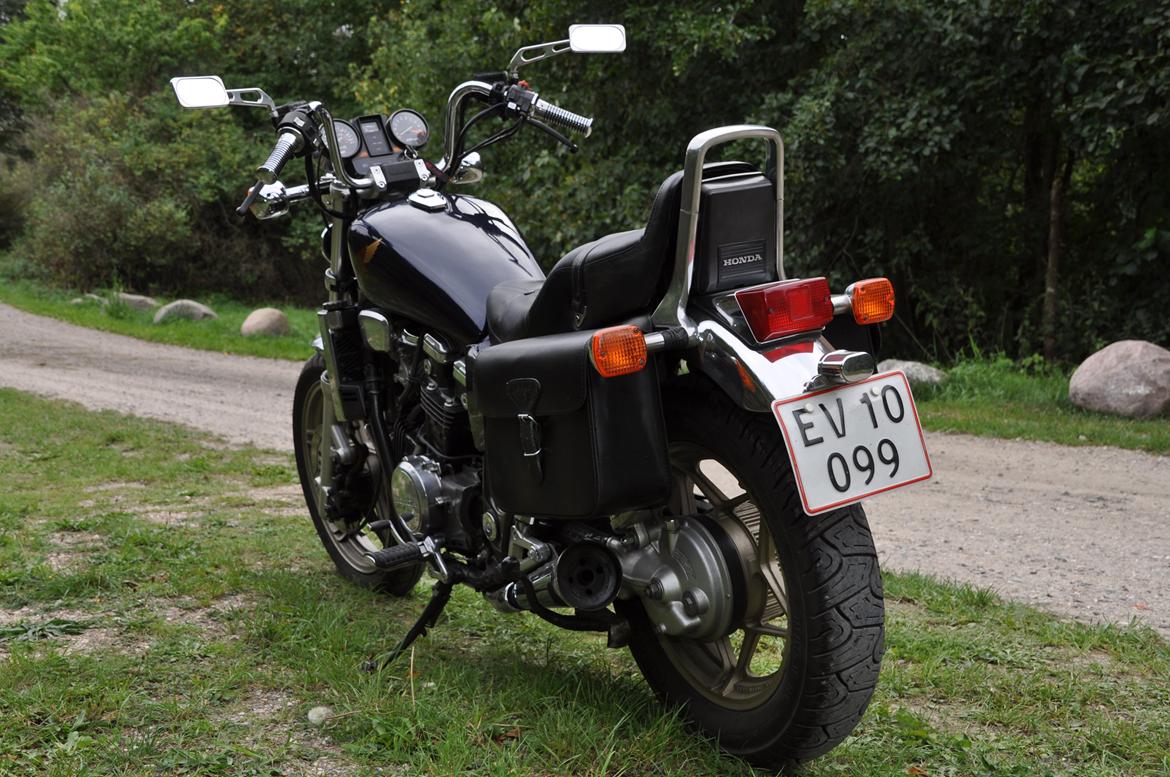 Honda VF 750 MAGNA billede 16