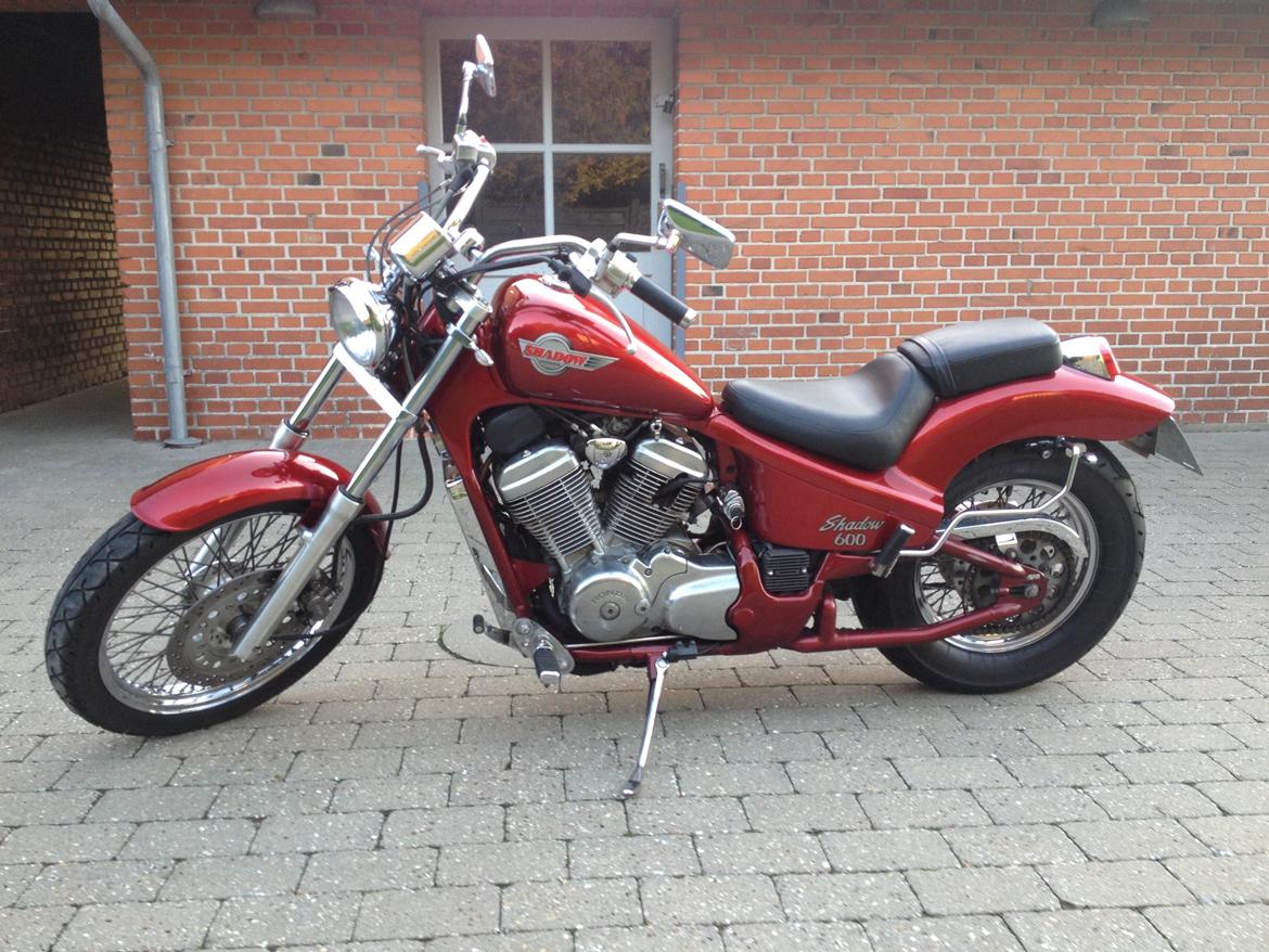 Honda VT 600 Shadow billede 7