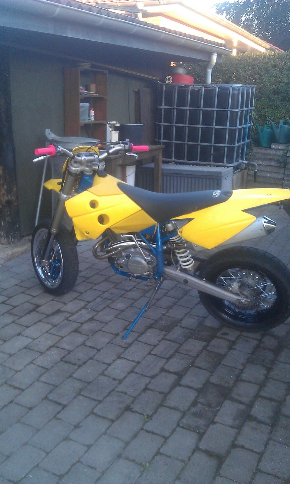 Husaberg 400 motard billede 5