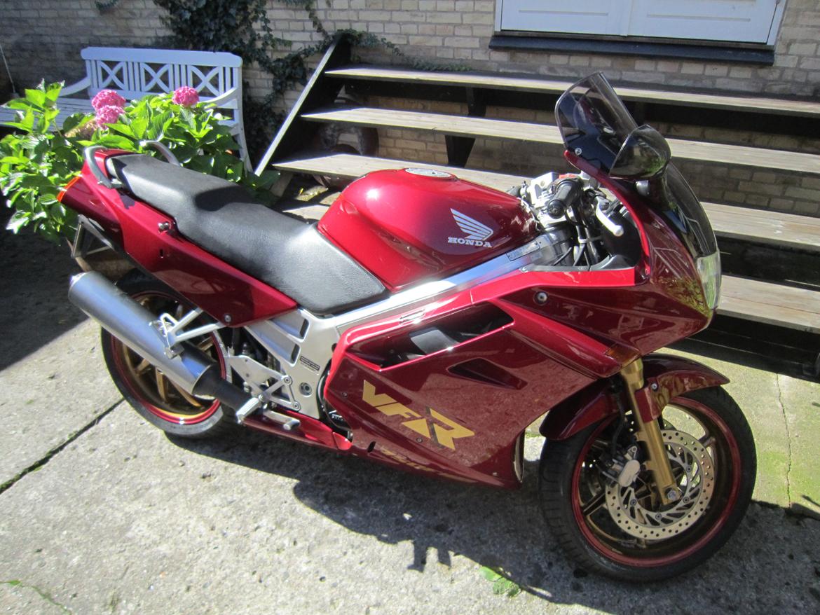 Honda VFR 750 RC 36 billede 1