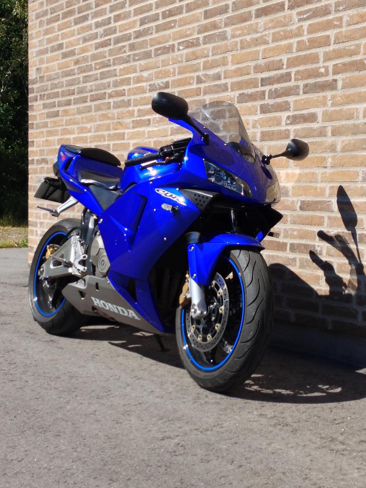 Honda CBR600RR billede 8