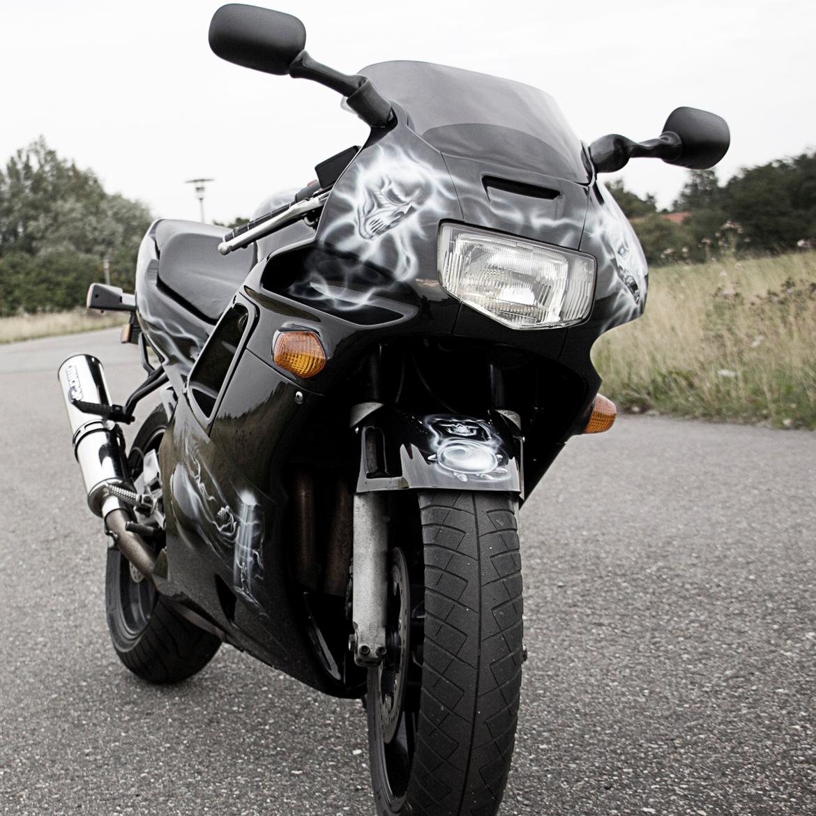 Honda CBR 600 F2 billede 2