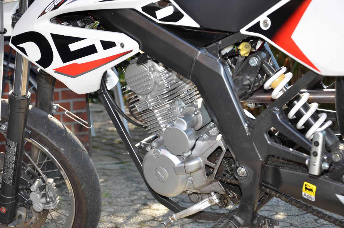 Derbi Senda 125 SM 4T billede 6