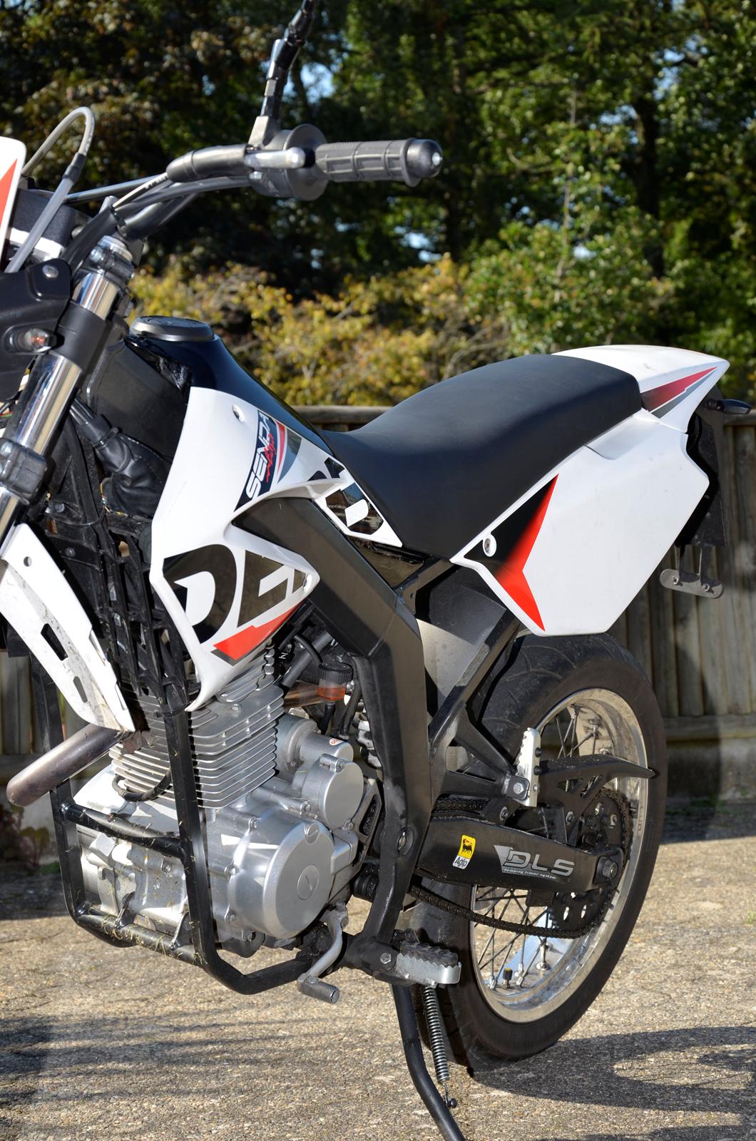 Derbi Senda 125 SM 4T billede 8