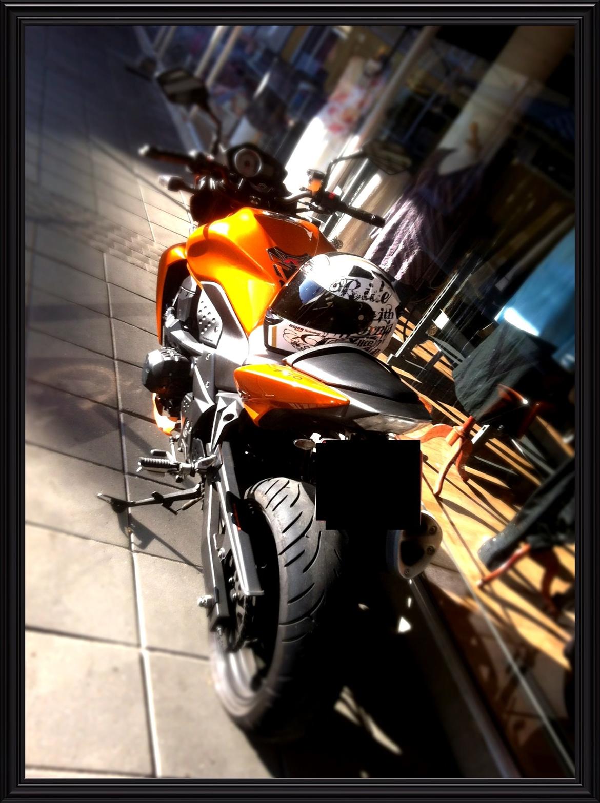 Kawasaki z750 billede 1