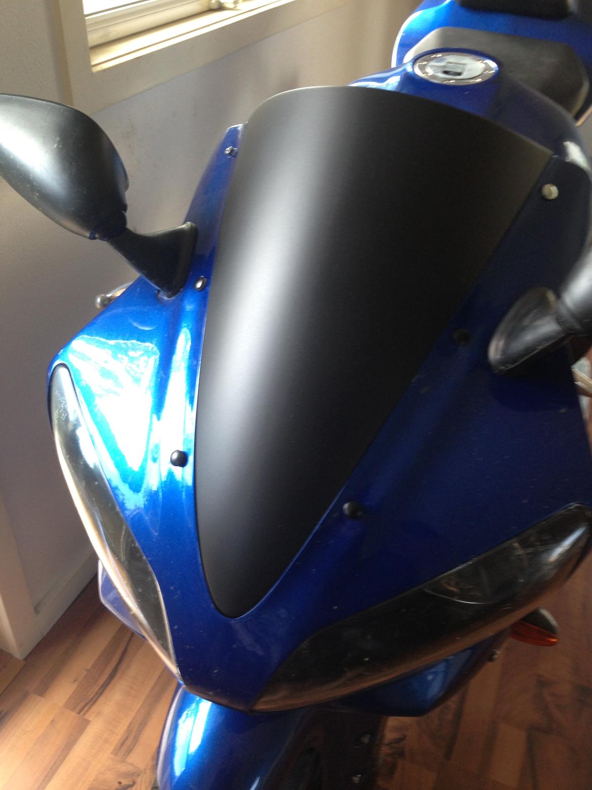 Yamaha YZF-R1 billede 6