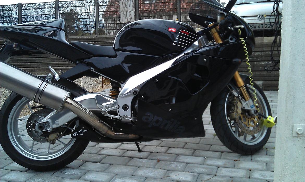 Aprilia RSV Mille R (Troy Corser Limited Edition)(SOLGT) billede 3